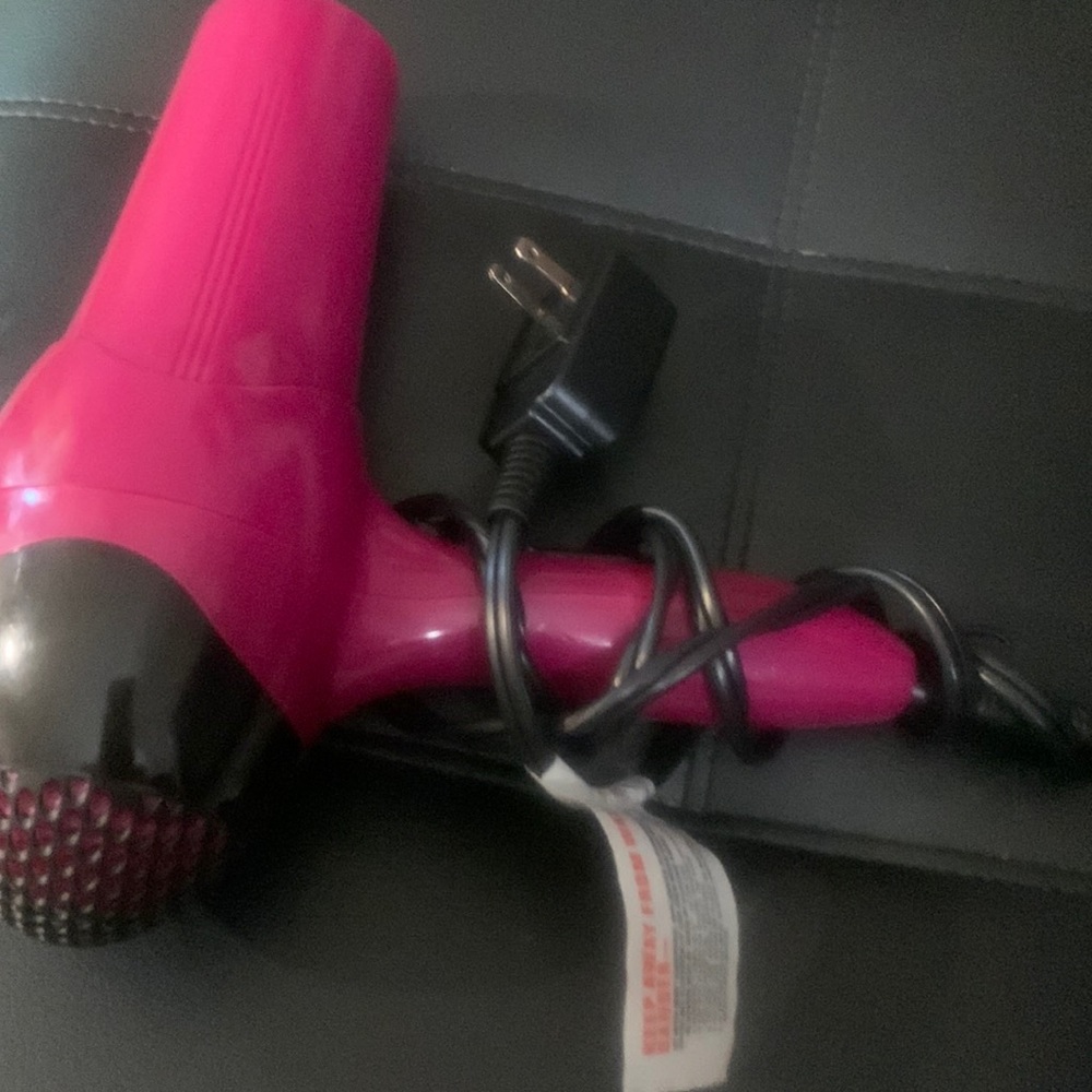 Blow dryer